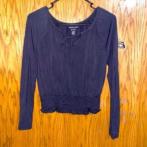 American Eagle Longsleeve Cropped Top